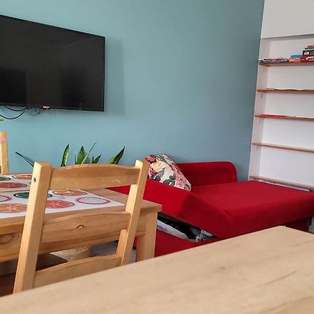 Apartament "Przy Jeziorku" Kętrzyn Exterior foto