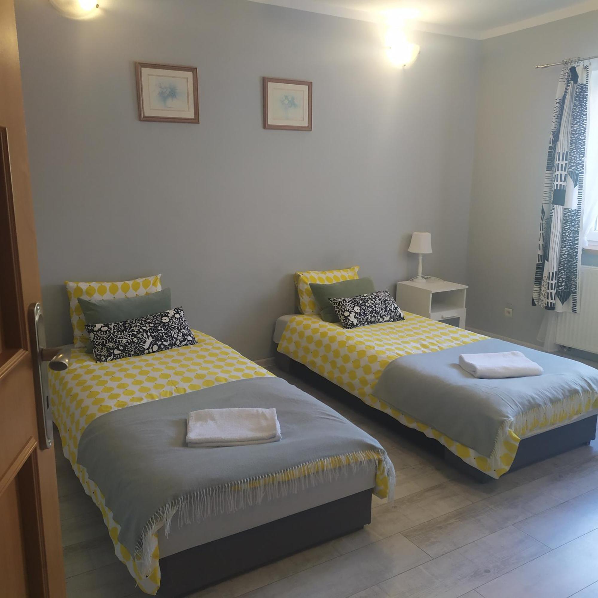 Apartament "Przy Jeziorku" Kętrzyn Exterior foto